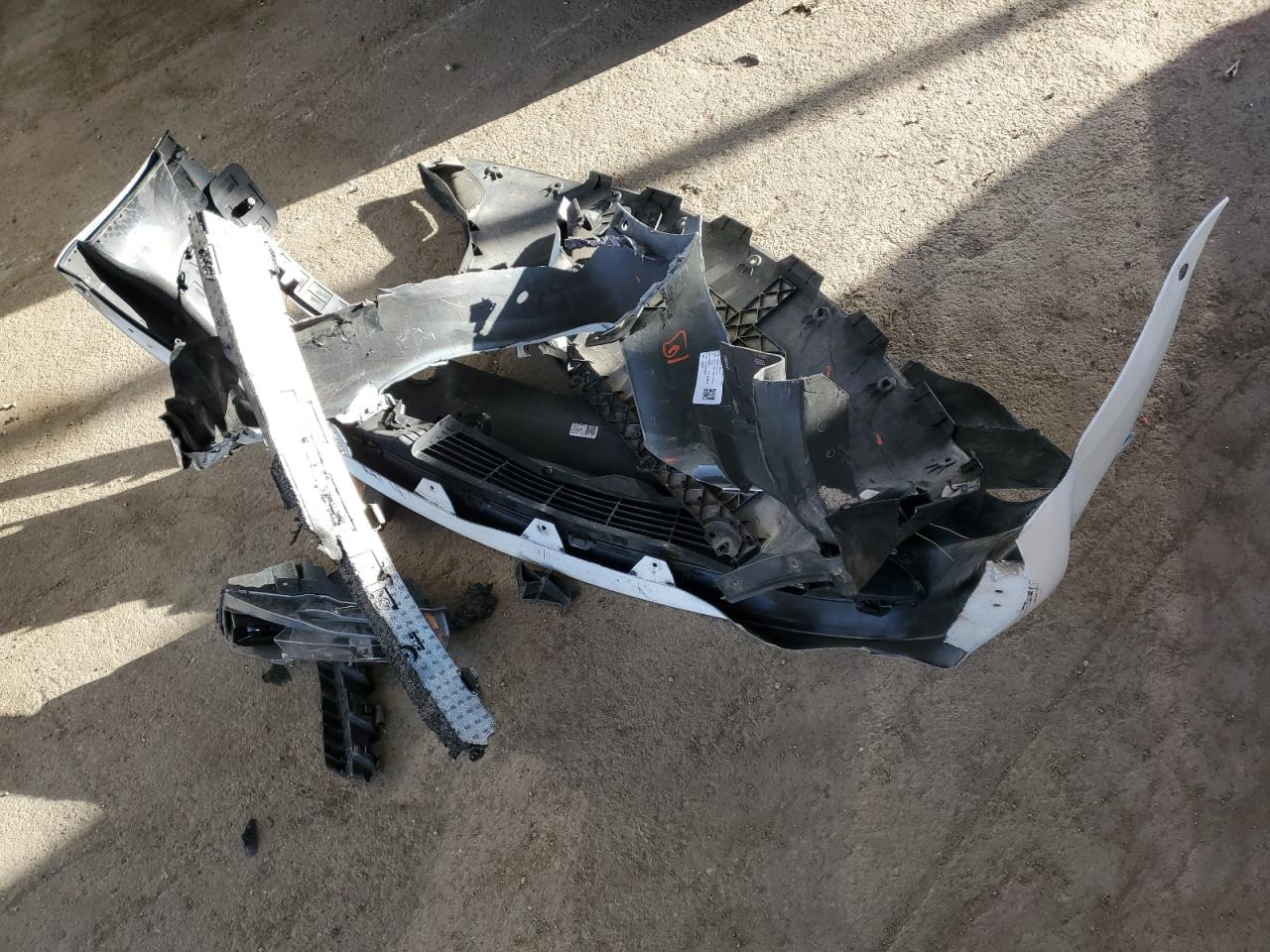 Tesla Model 3 Image 9