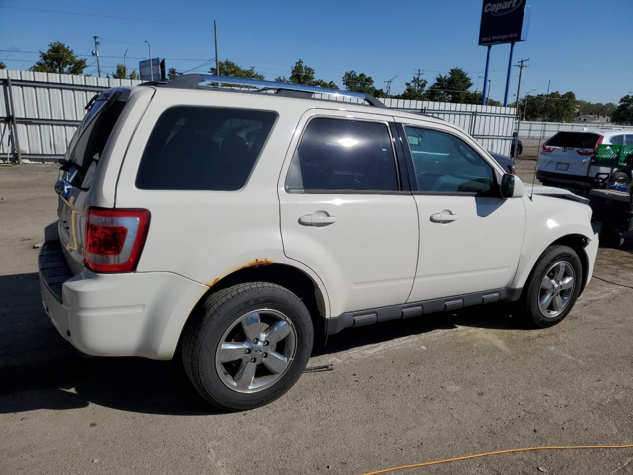 Ford Escape Limited Image 14