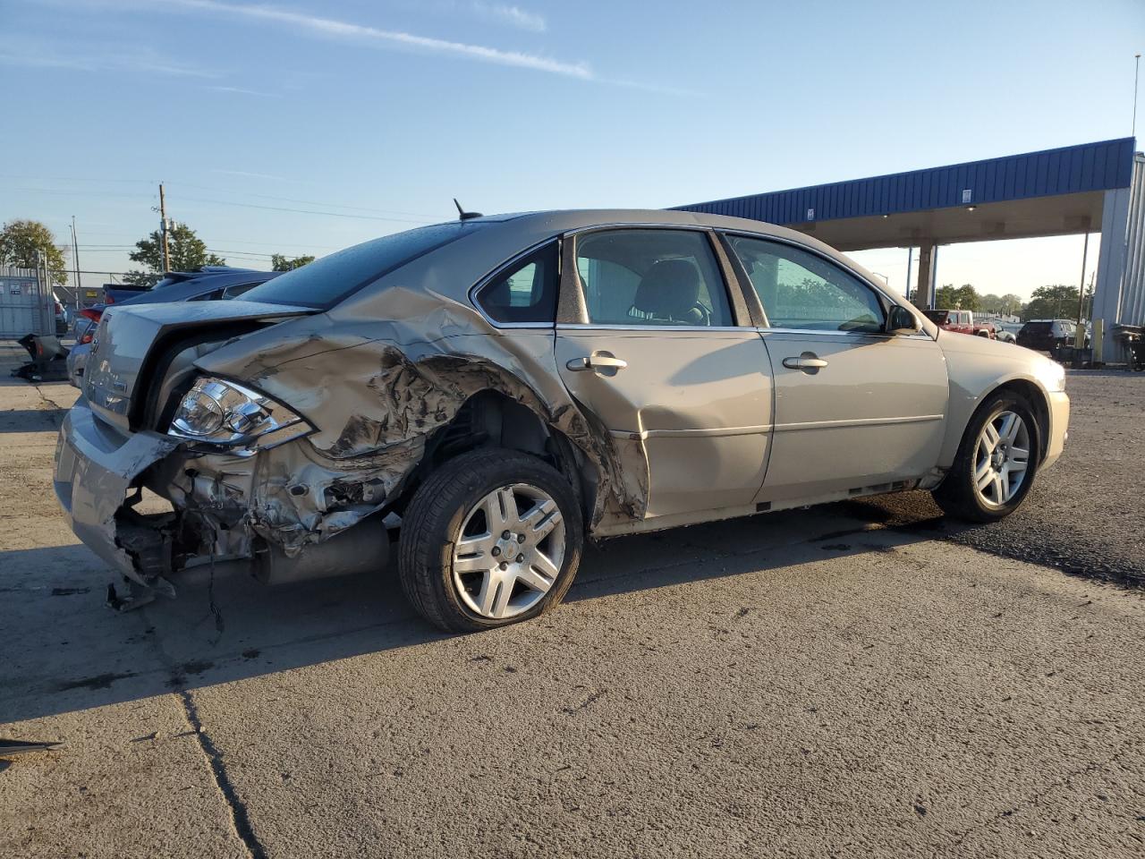 Chevrolet Impala Lt Image 8