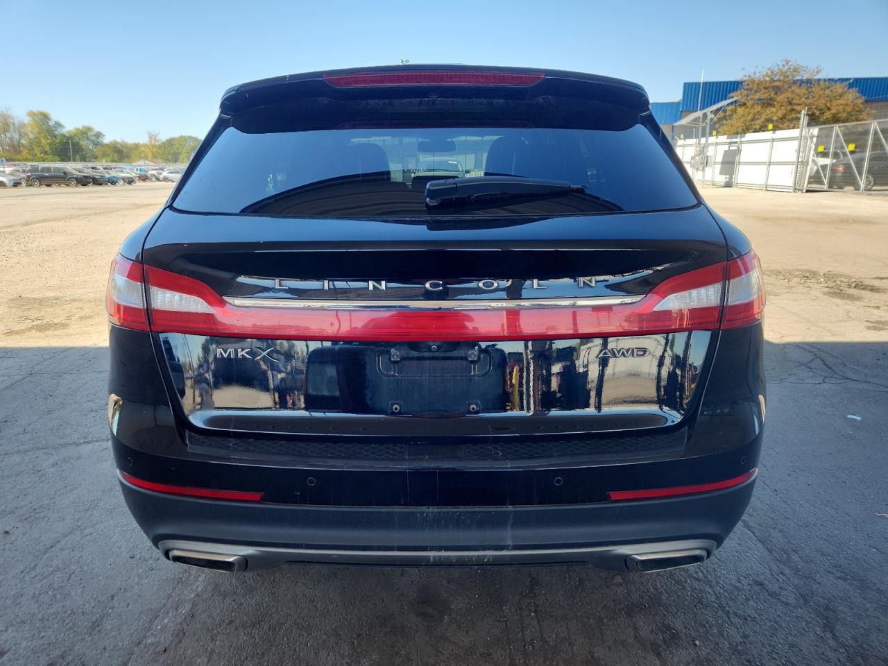 Lincoln MKX Reserve Image 2
