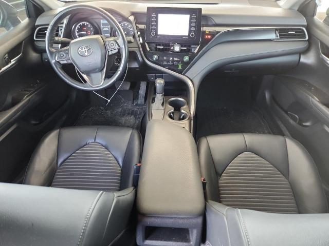 Toyota Camry Se Image 12