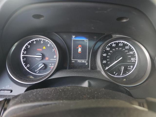 Toyota Camry Se Image 8