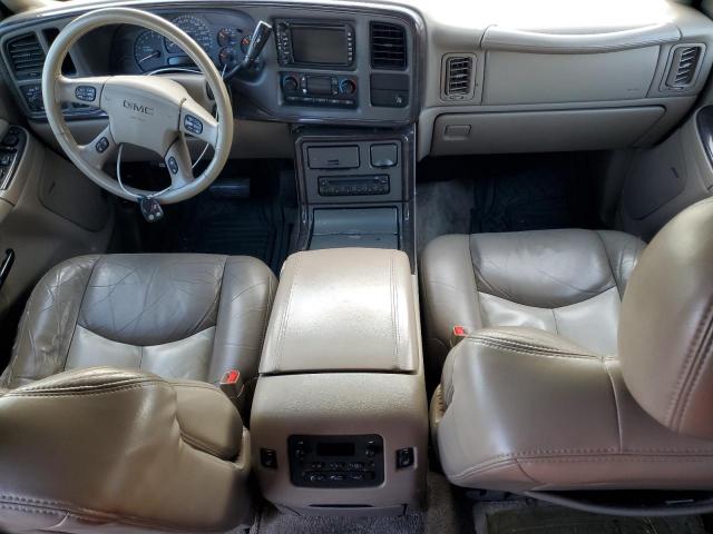 GMC Yukon Denali Image 4