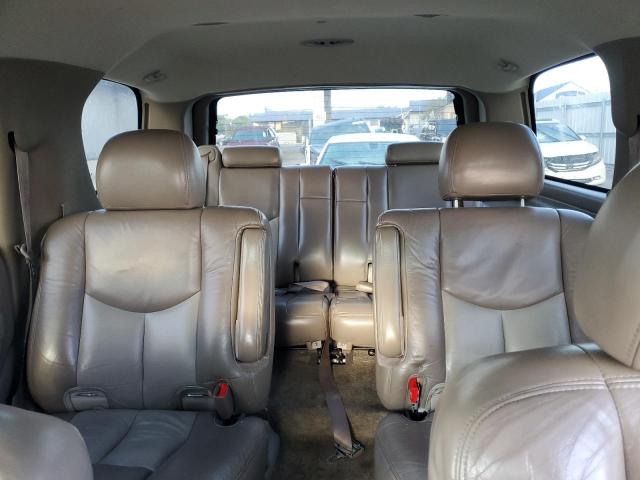 GMC Yukon Denali Image 7