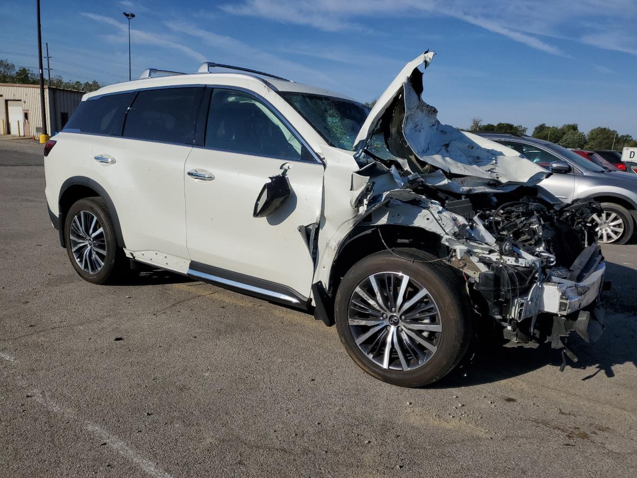 INFINITI Qx Sensory Image 3