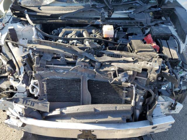 INFINITI Qx Sensory Image 2