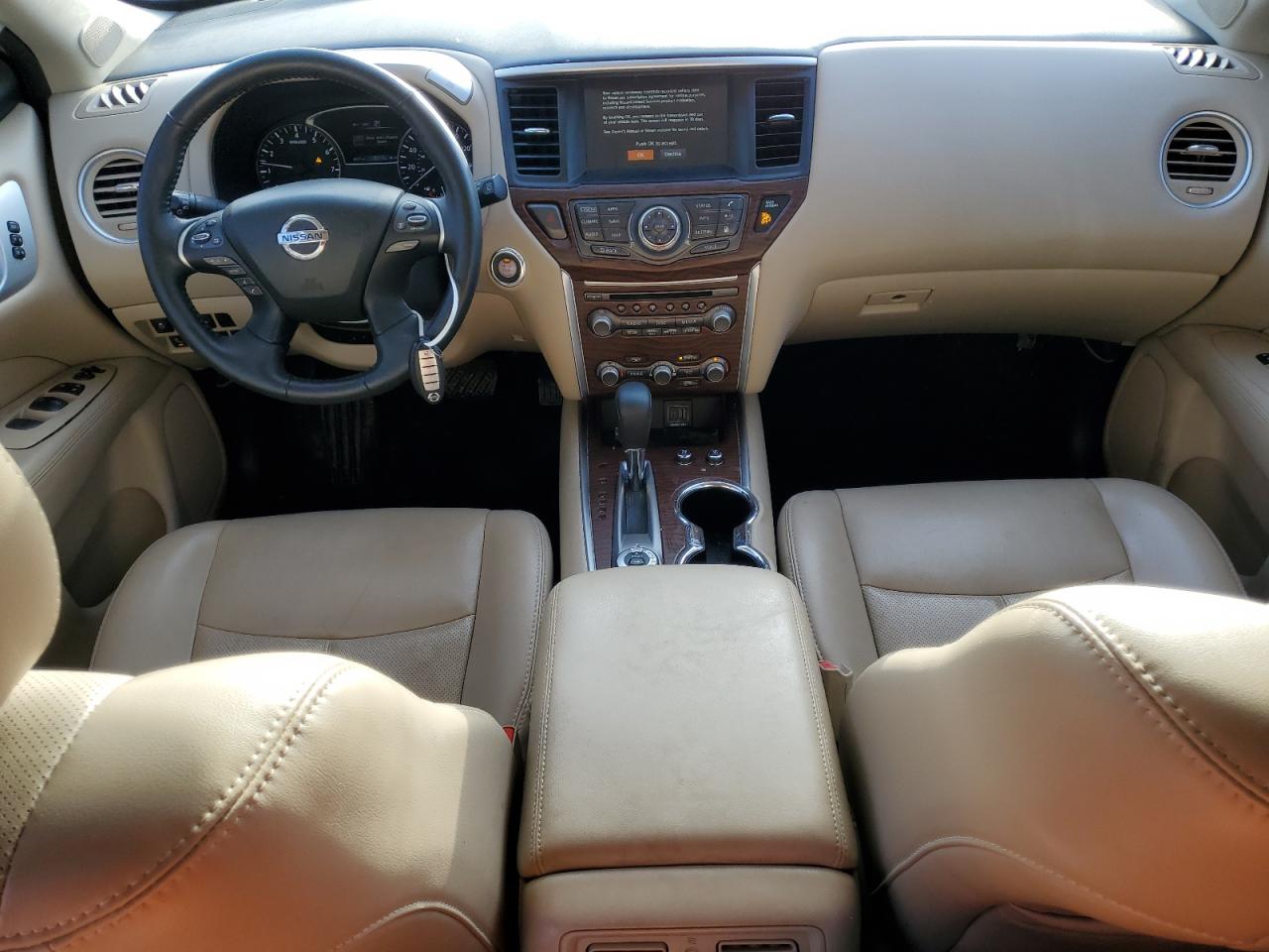Nissan Pathfinder Platinum Image 13