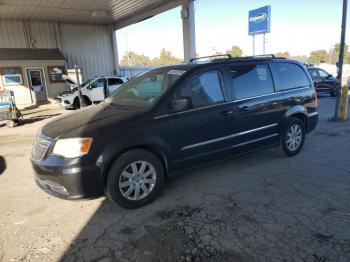  Salvage Chrysler Minivan