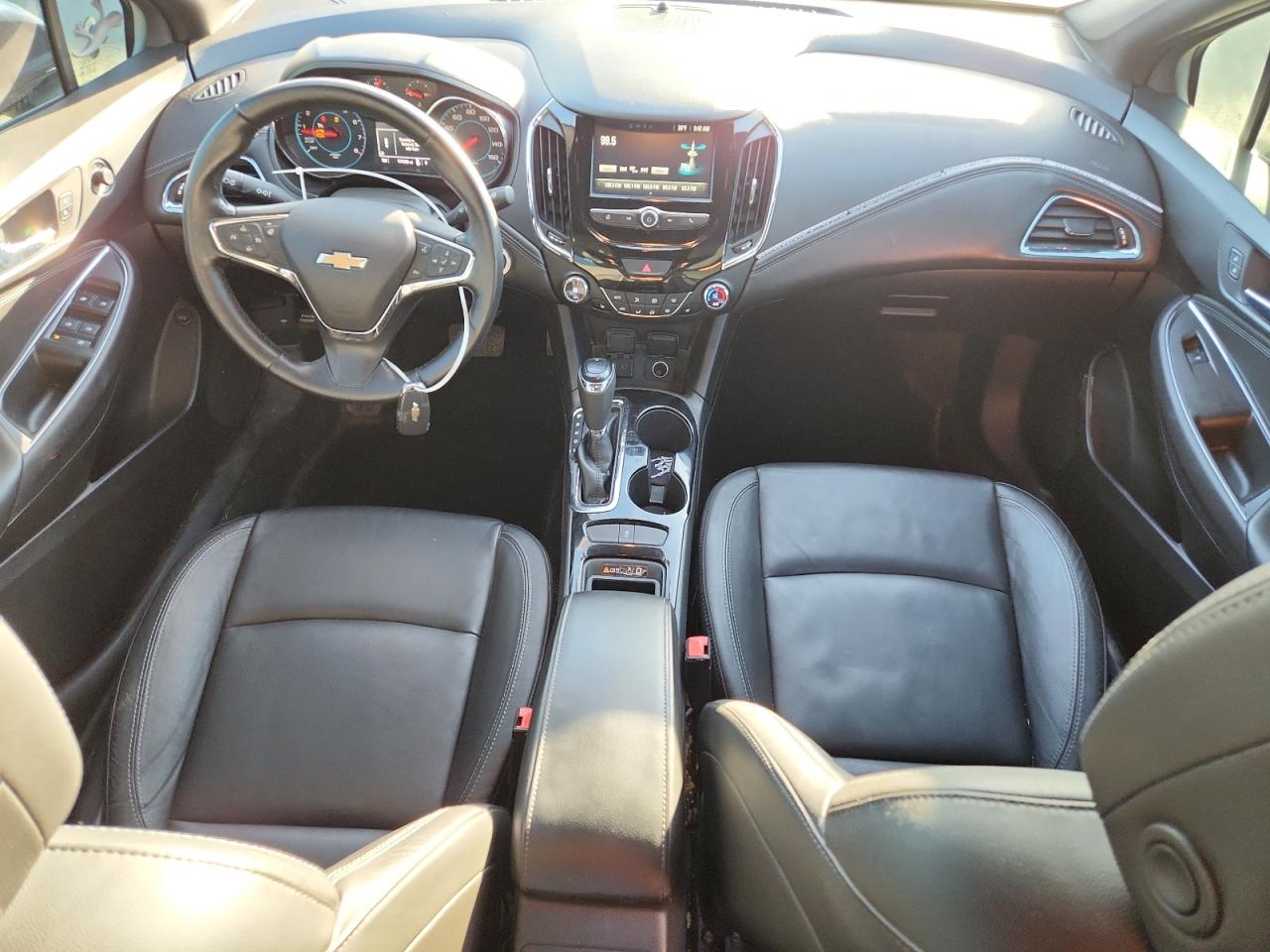 Chevrolet Cruze Premier Image 6