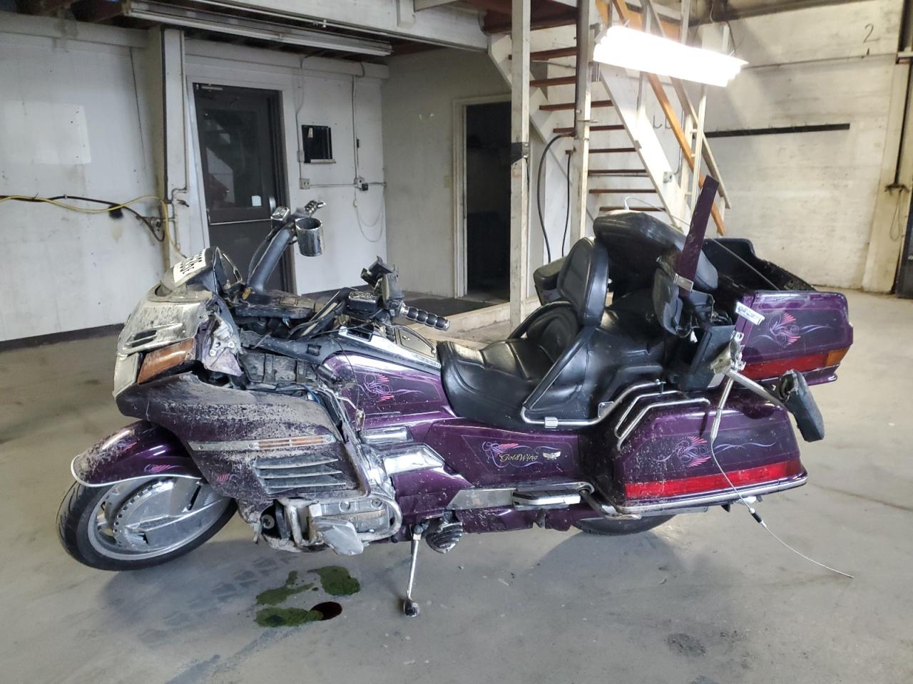 Honda Gl Cycle Se12 Image 2