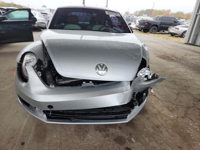 Volkswagen Beetle 1.8t Image 2