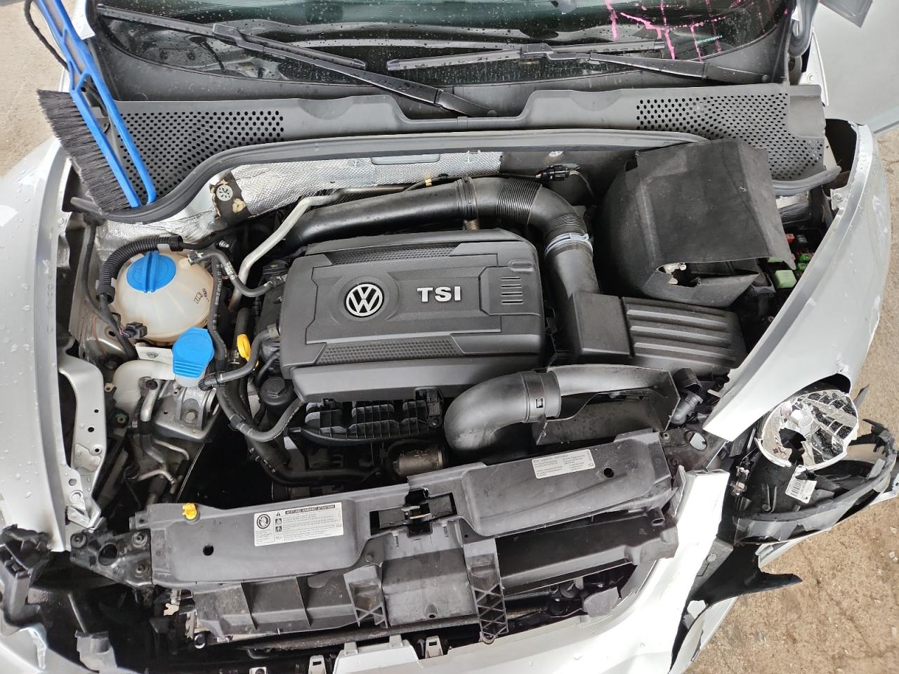 Volkswagen Beetle 1.8t Image 10