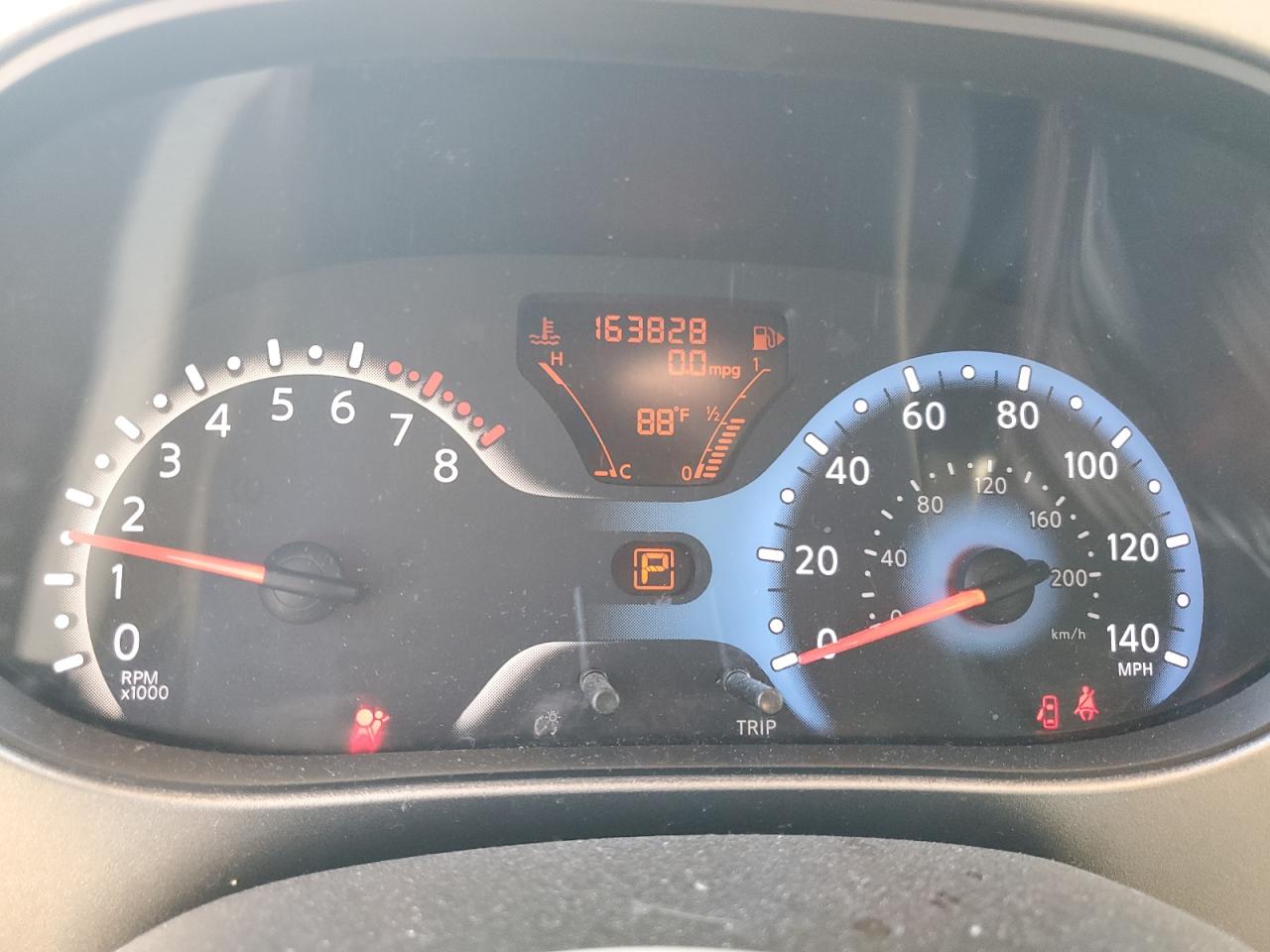 Nissan cube Base Image 8