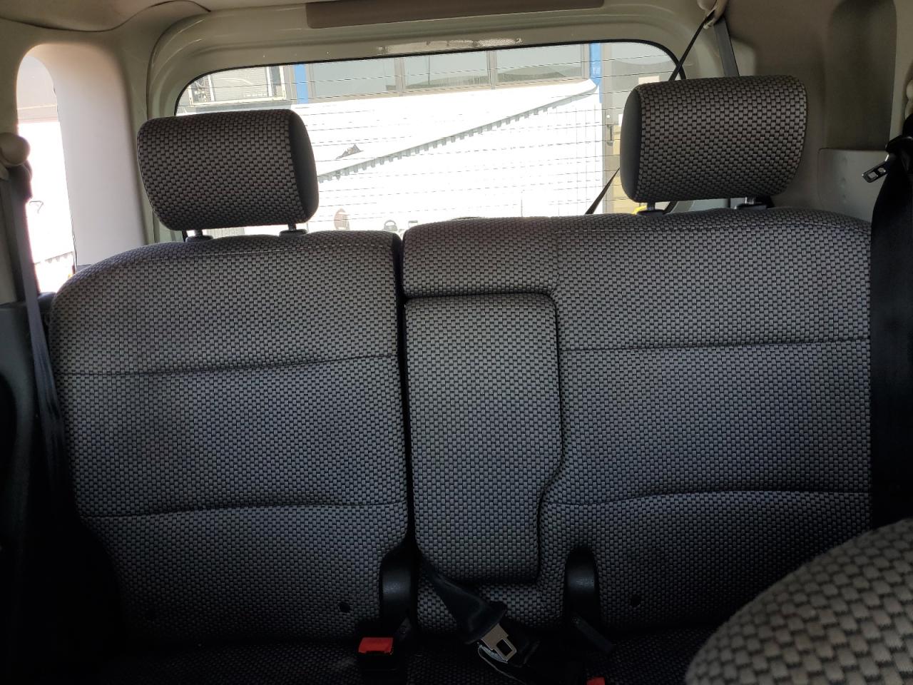 Nissan cube Base Image 7