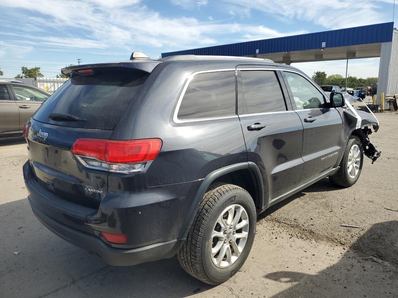 Jeep Grand Cherokee Laredo Image 4