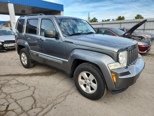 Jeep Liberty Sport Image 13