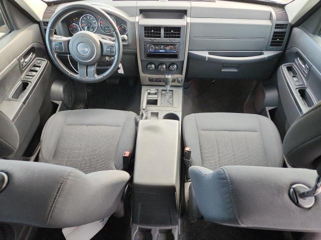 Jeep Liberty Sport Image 6