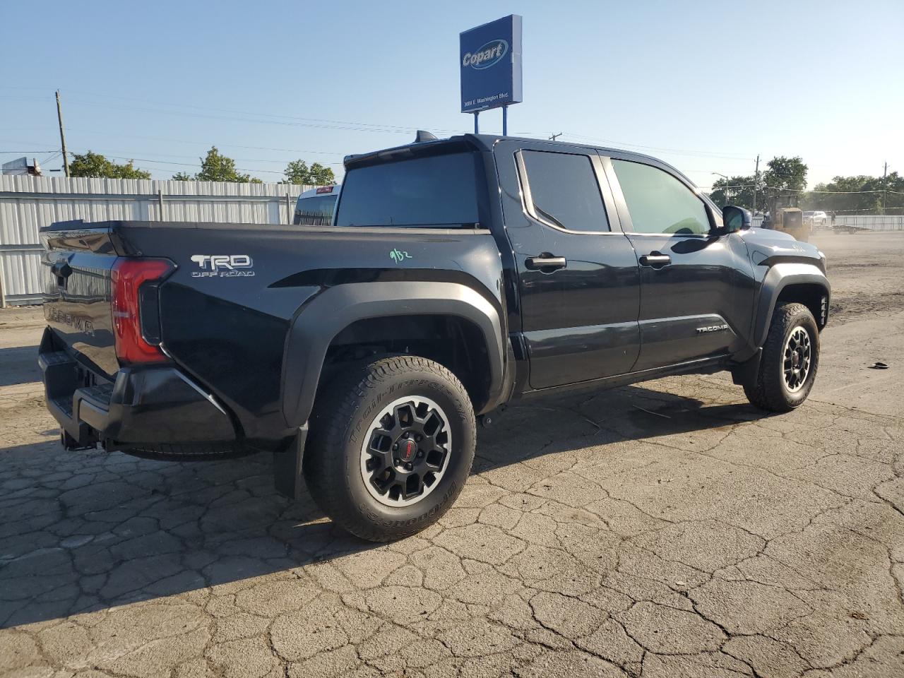 Toyota Tacoma Double Cab Image 11