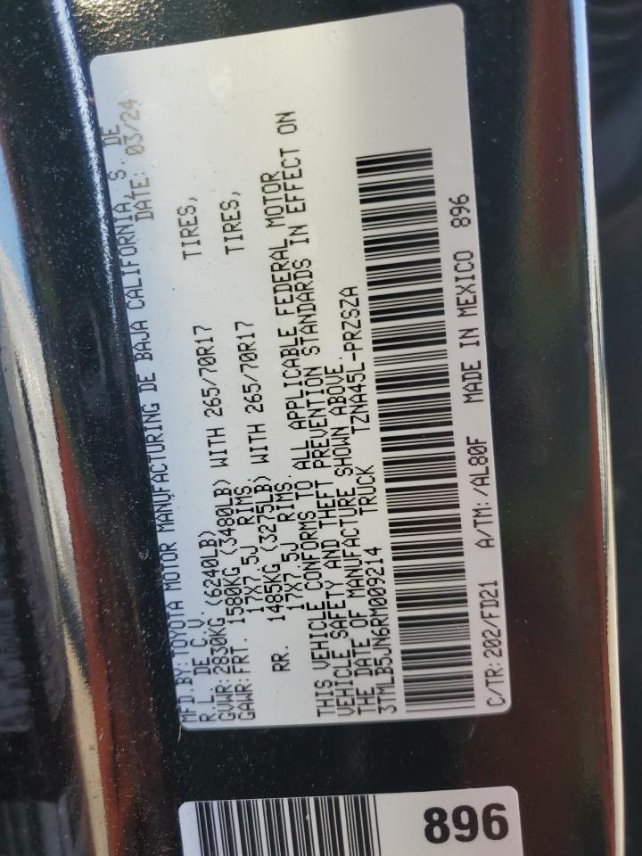 Toyota Tacoma Double Cab Image 5