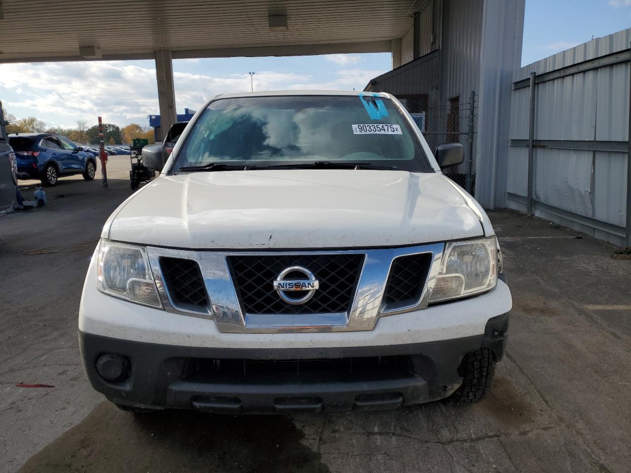 Nissan Frontier S Image 8