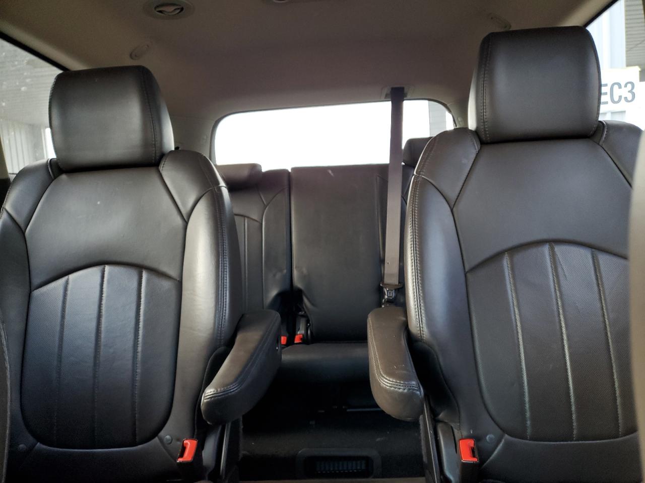 Buick Enclave Image 7