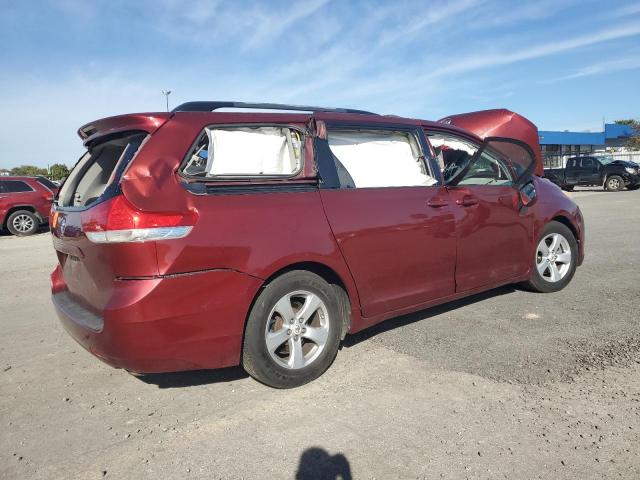 Toyota Sienna Le Image 6