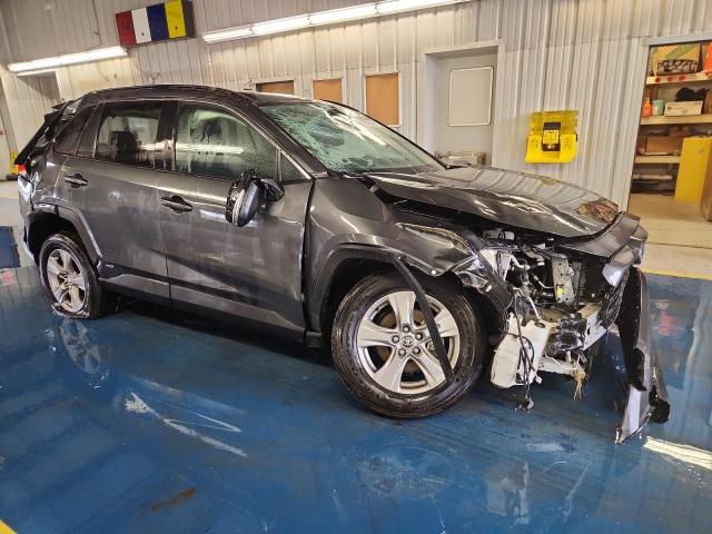 Toyota RAV4 Xle Image 4