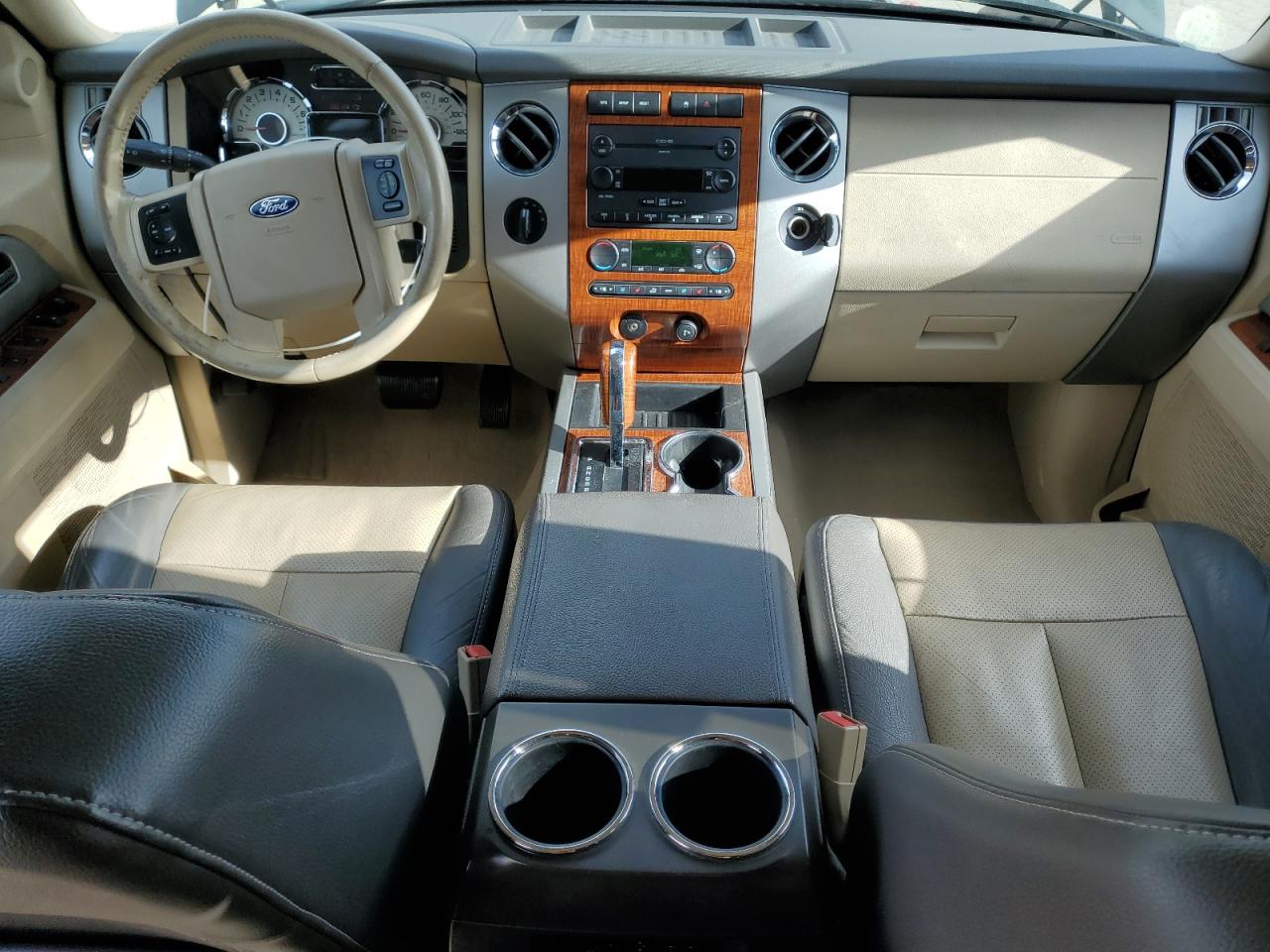 Ford Expedition Eddie Bauer Image 2