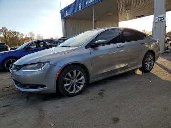  Salvage Chrysler 200