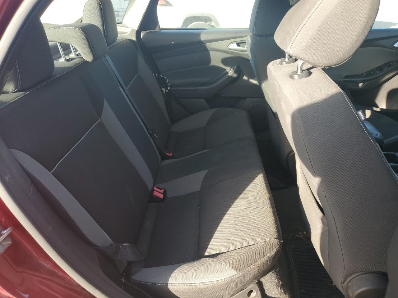 Ford Focus Se Image 4