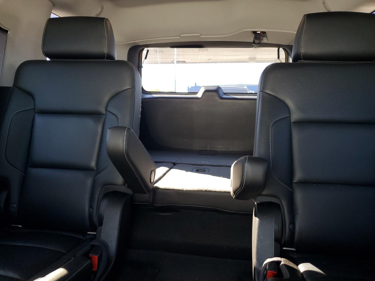 Chevrolet Tahoe K1500 Ltz Image 5