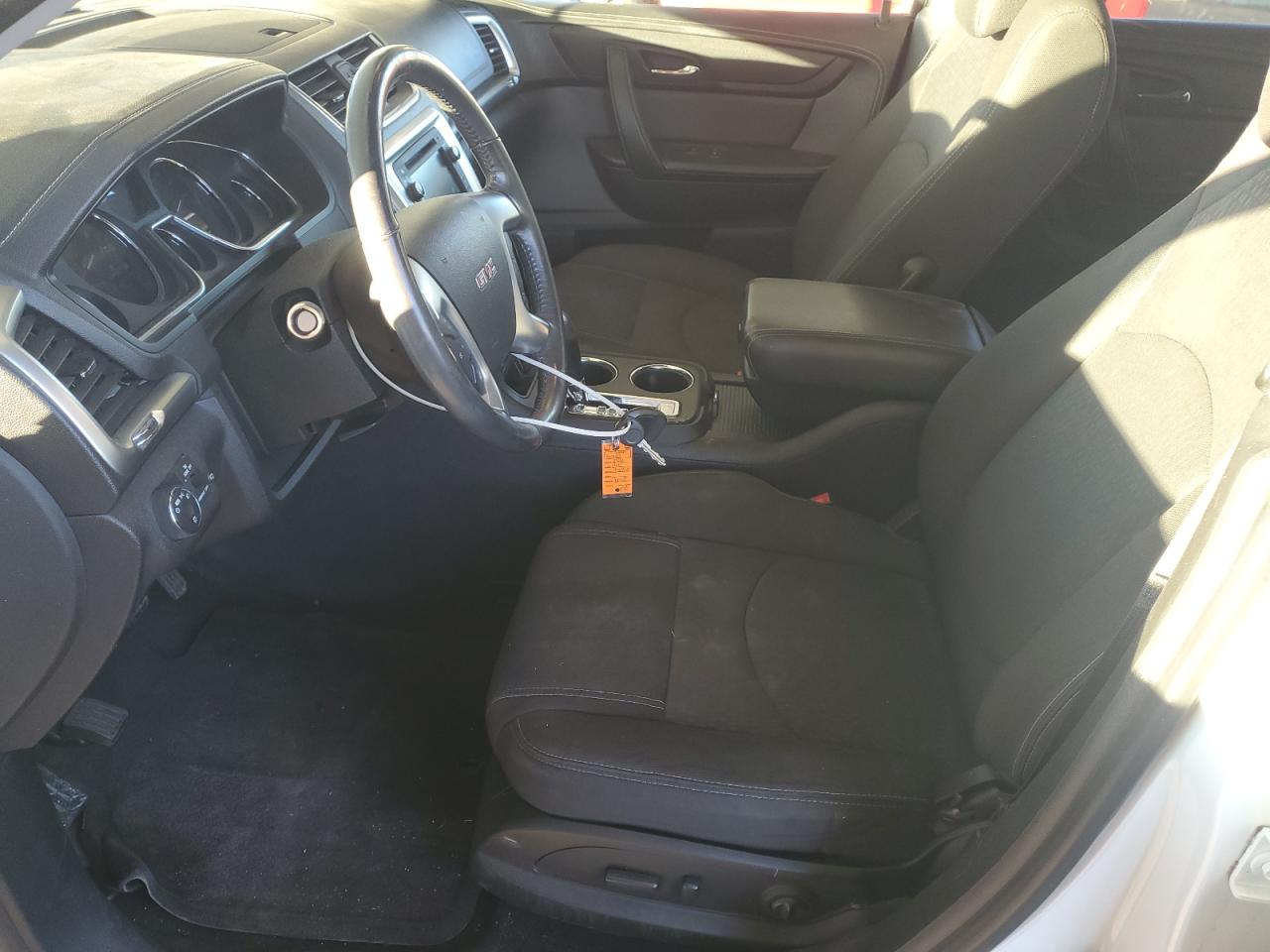 GMC Acadia Sle Image 2