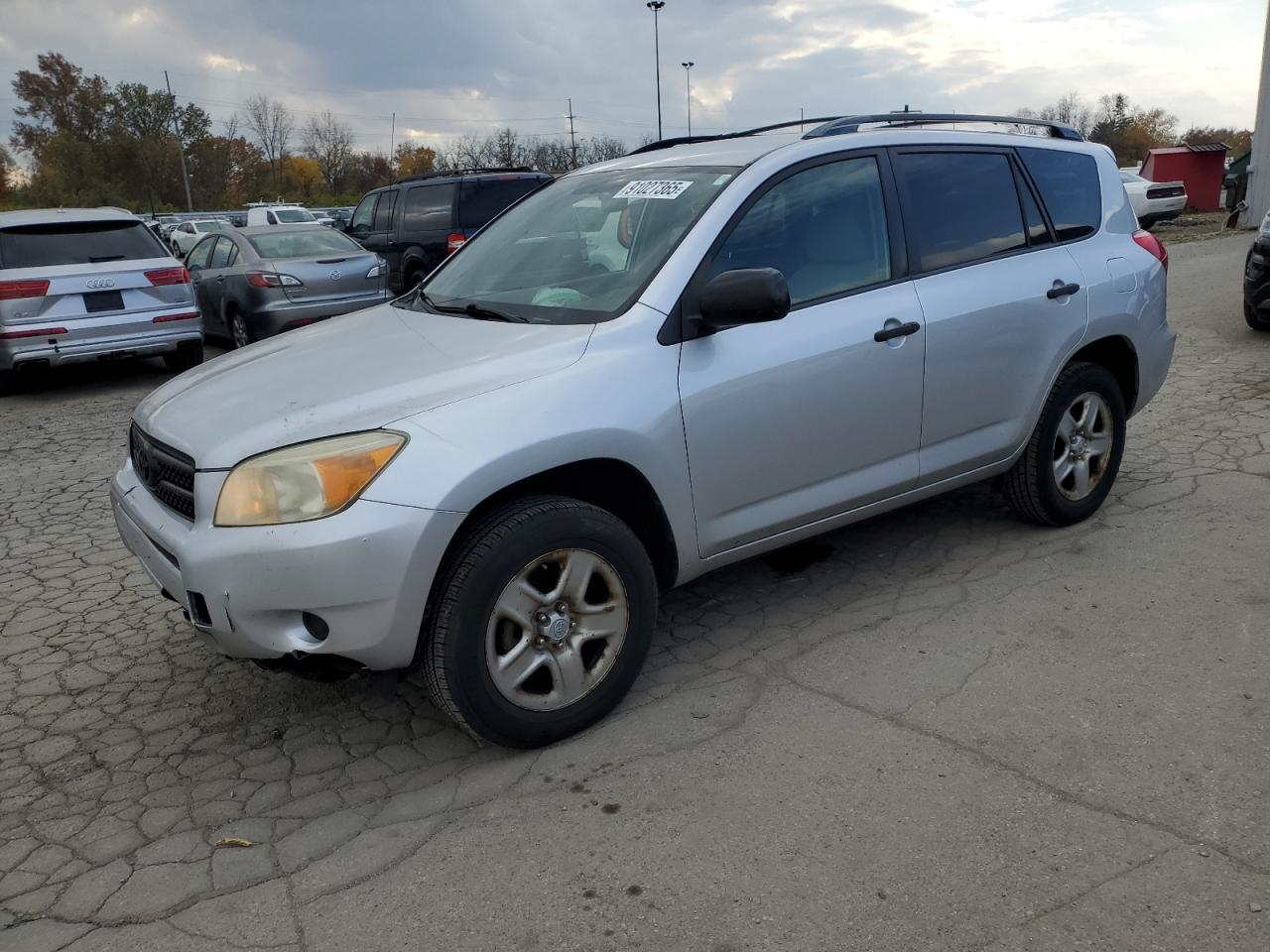 Toyota RAV4 Image 1