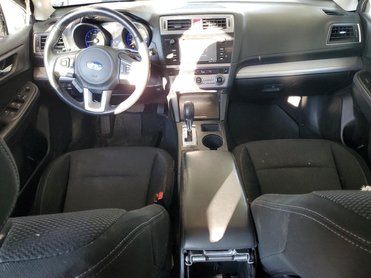 Subaru Outback 2.5i Premium Image 13