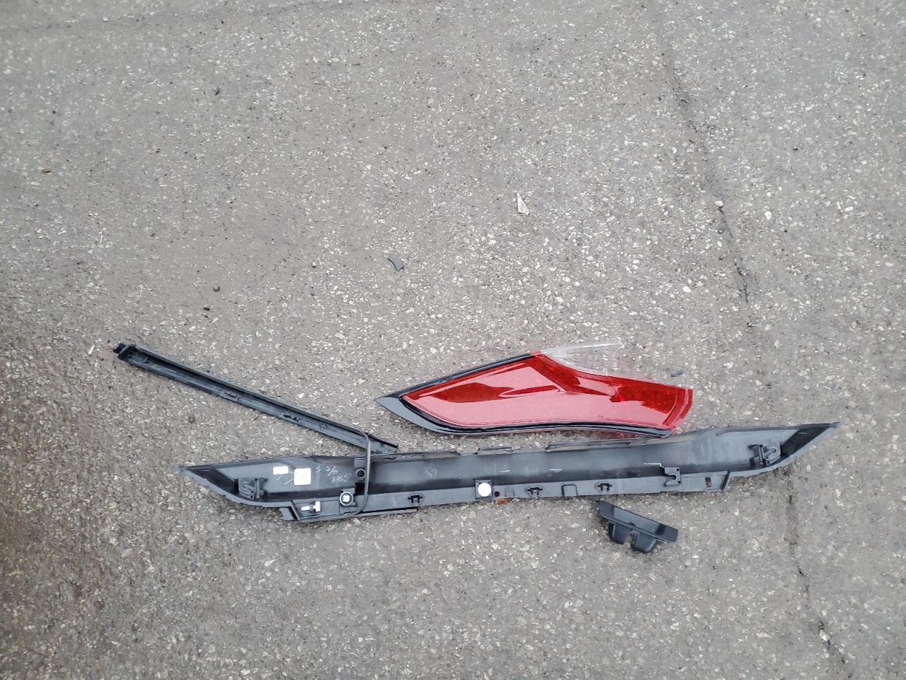 Toyota Corolla Se Image 10