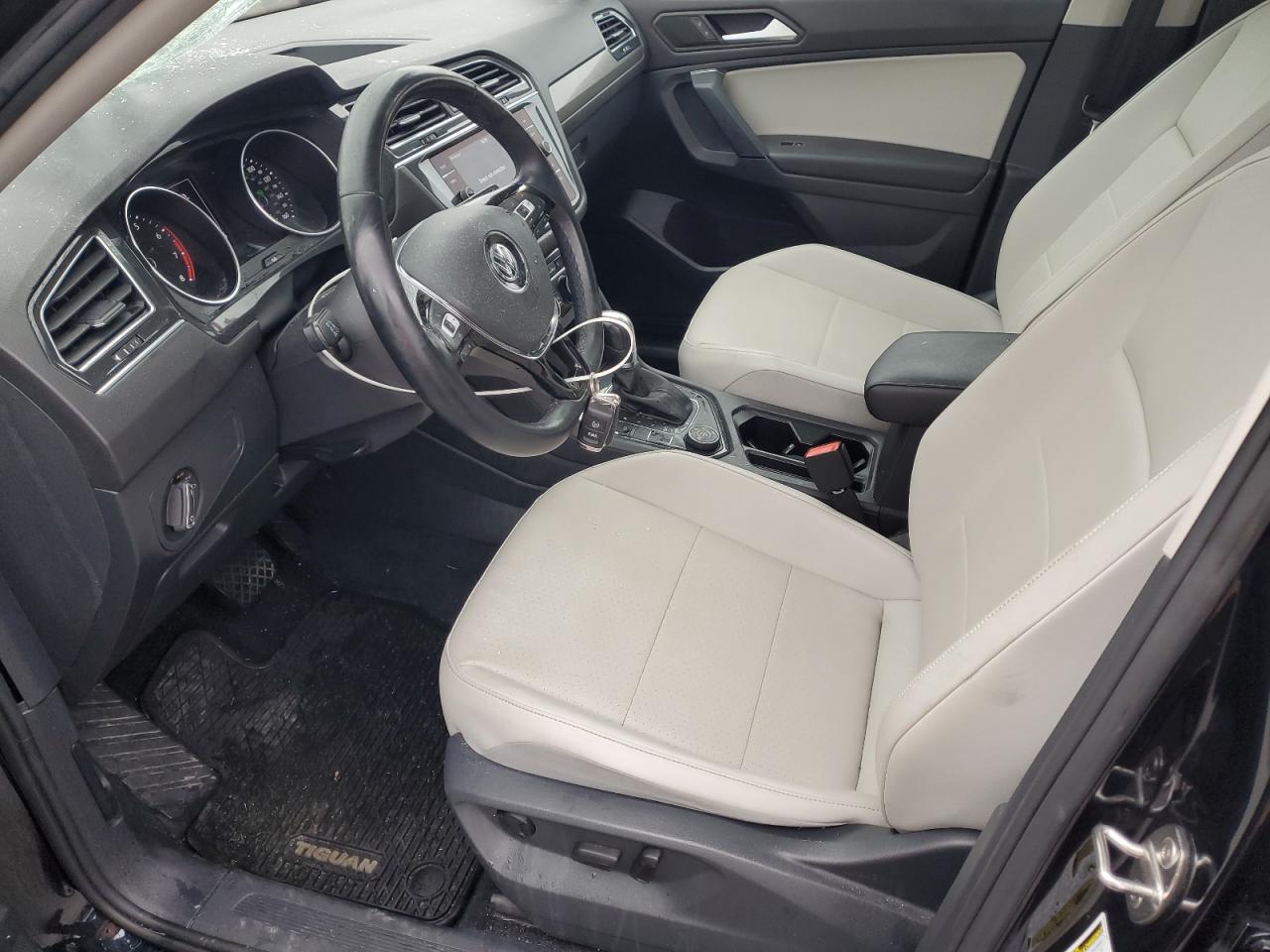 Volkswagen Tiguan Se Image 9