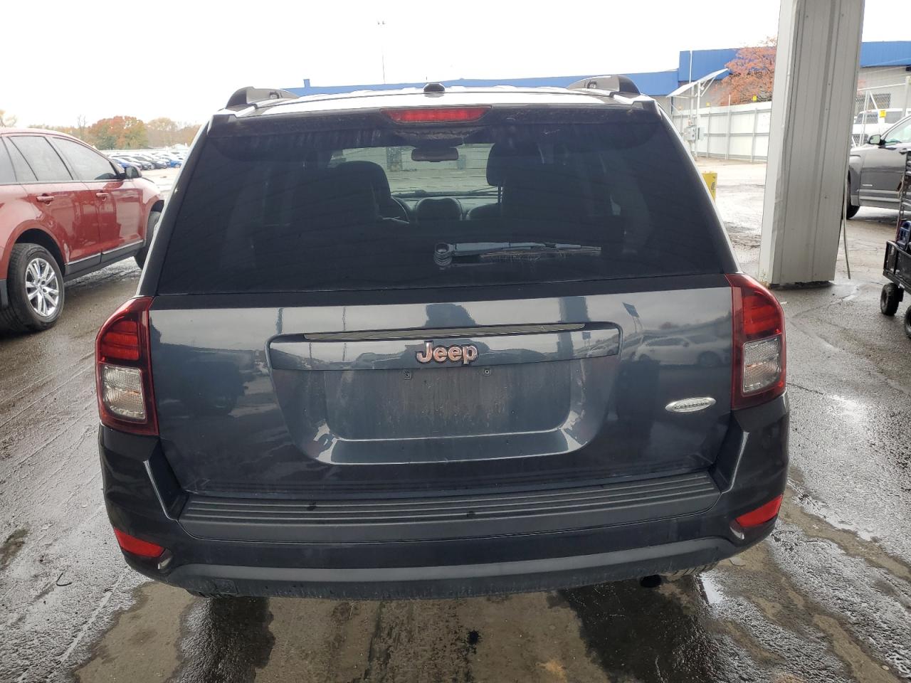 Jeep Compass Latitude Image 11