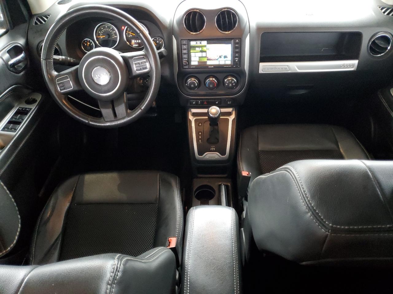 Jeep Compass Latitude Image 5