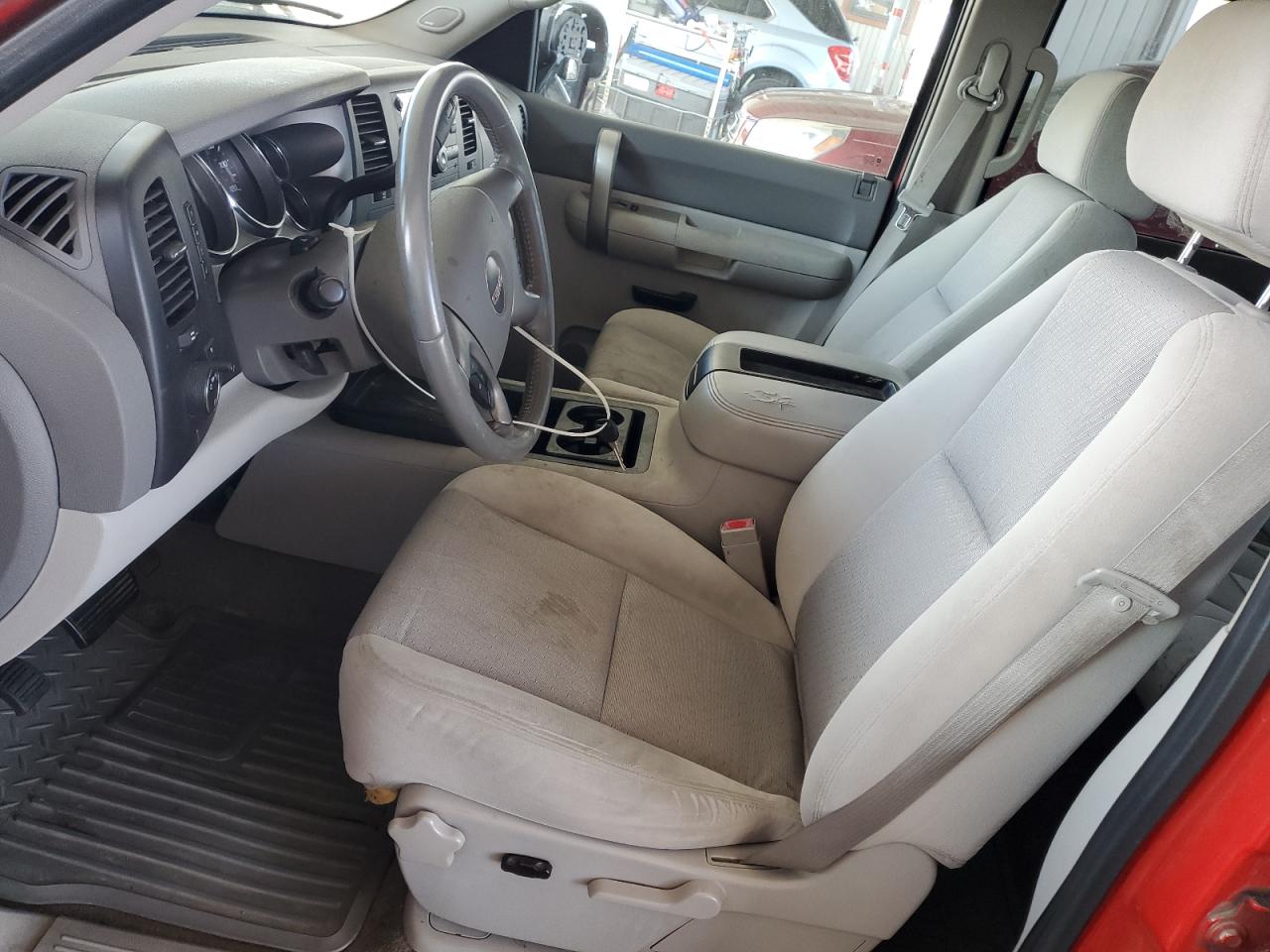 GMC Sierra K1500 Image 10