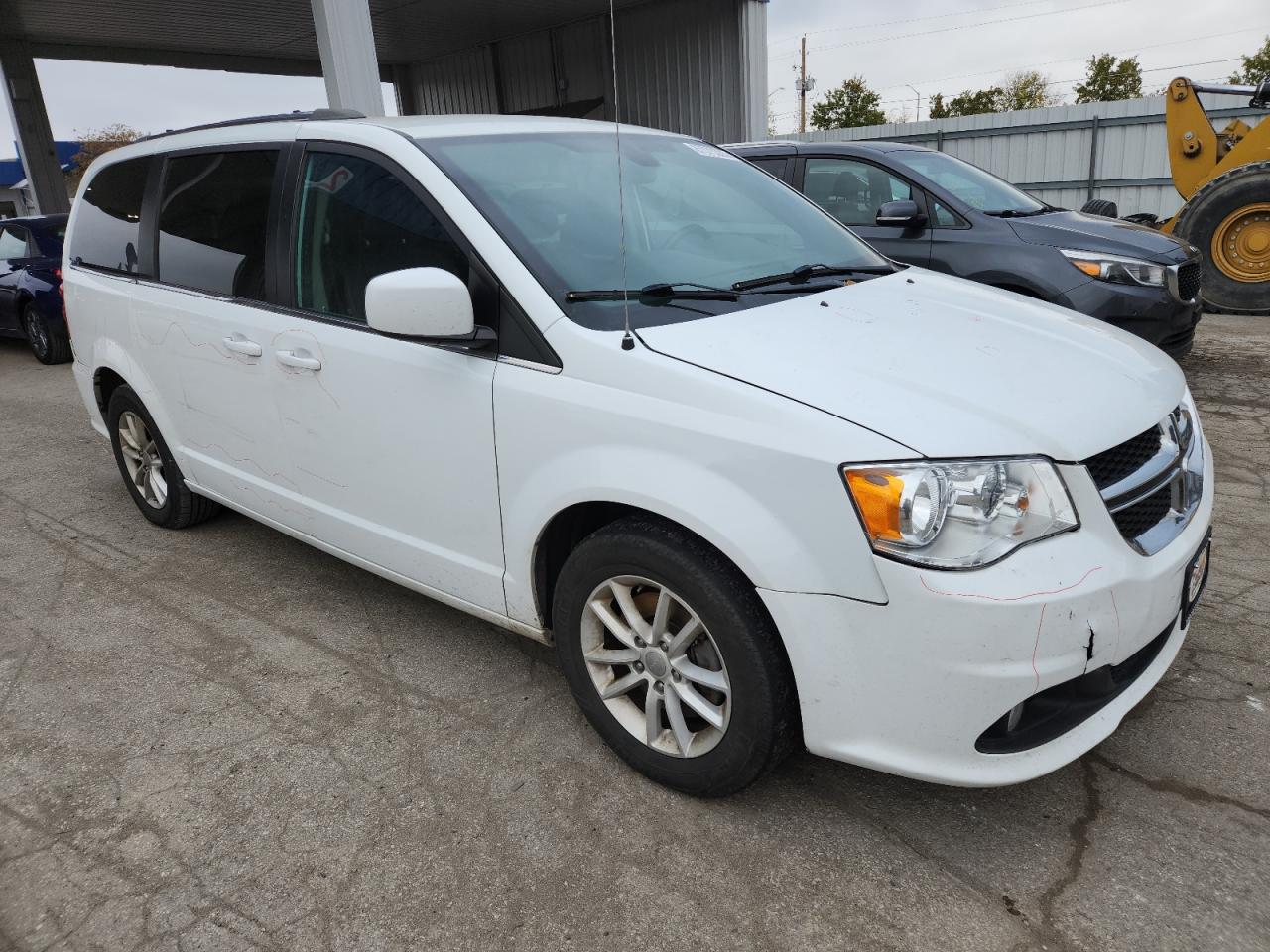 Dodge Caravan Sxt Image 10