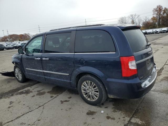 Chrysler Minivan Touring L Image 13