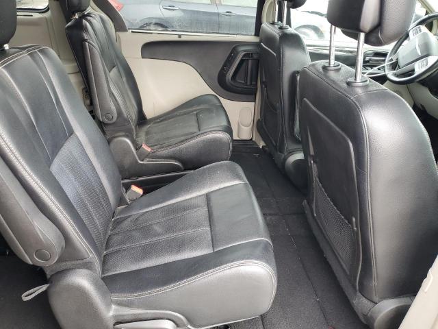 Chrysler Minivan Touring L Image 11