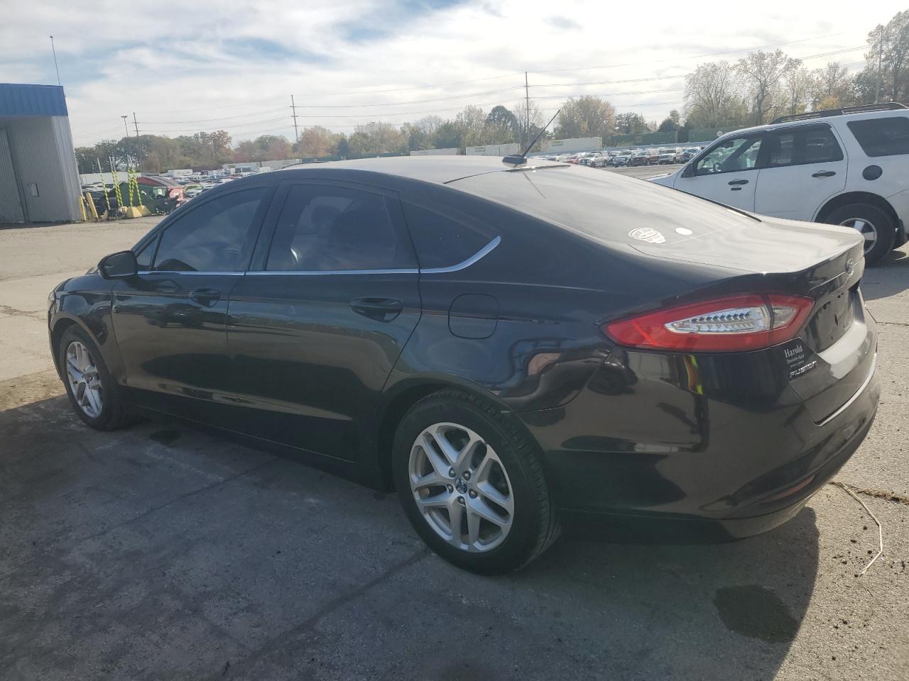 Ford Fusion Se Image 2