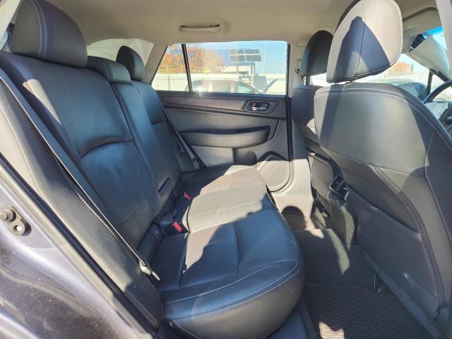 Subaru Outback 2.5i Limited Image 13
