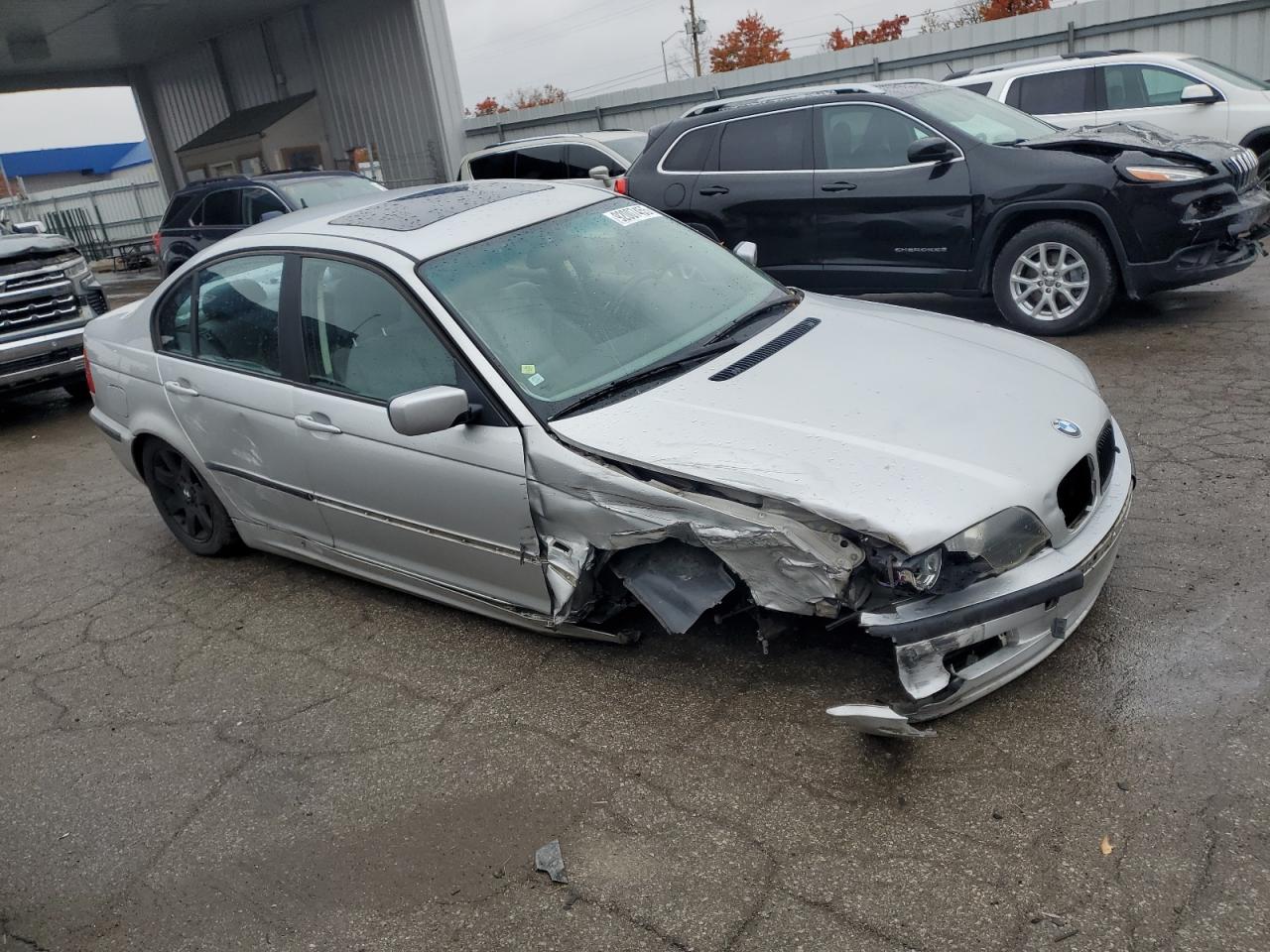 BMW 3 Series I Image 9