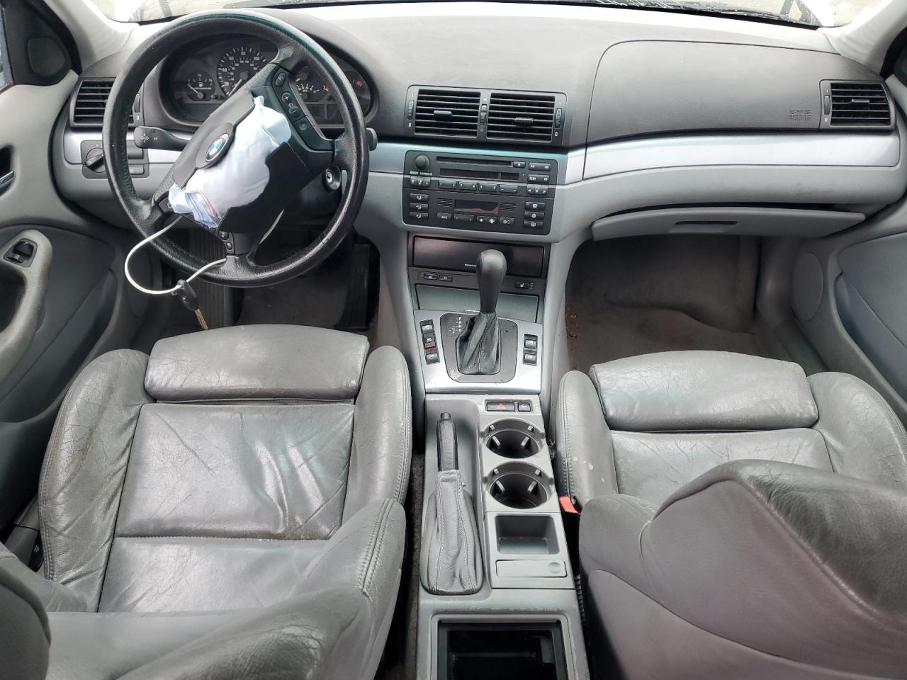 BMW 3 Series I Image 12