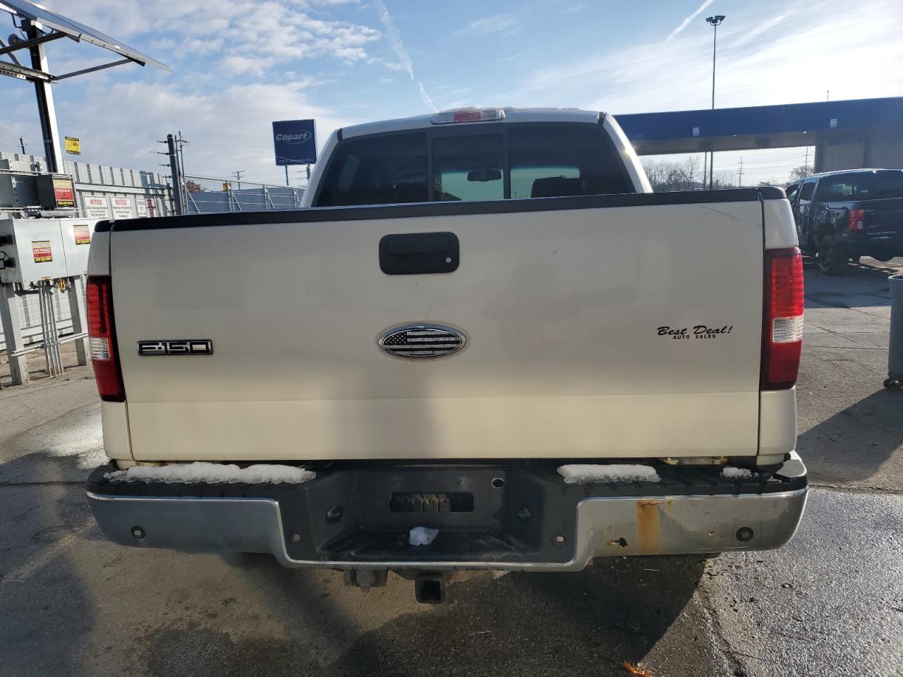 Ford F-150 Supercrew Image 8