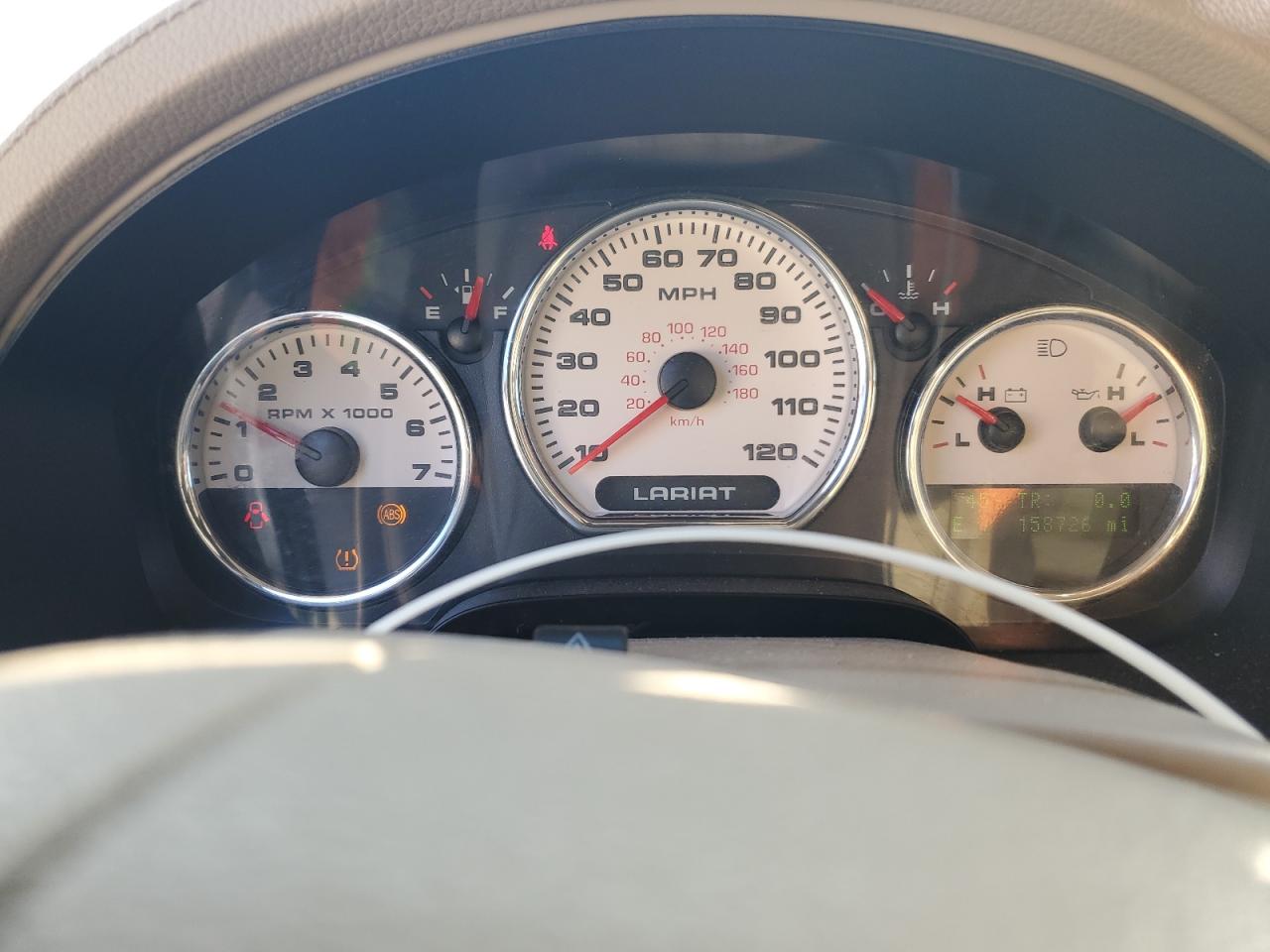 Ford F-150 Supercrew Image 5