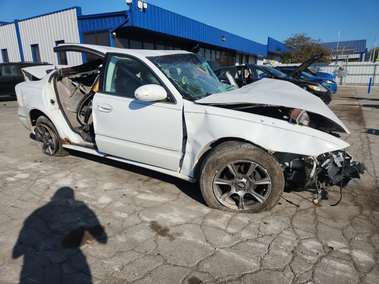 Oldsmobile Alero Gl Image 3
