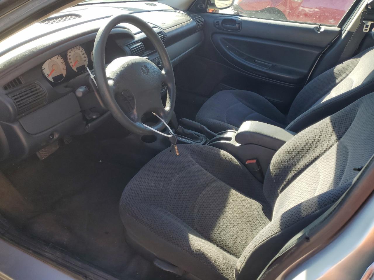 Dodge Stratus Se Image 7
